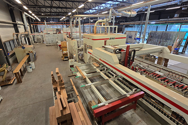fabriek houten kozijnen de jong