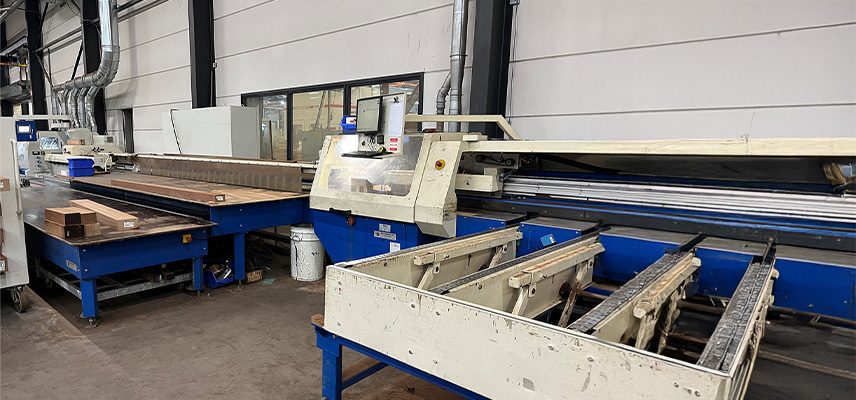 Operator 4zijdige schaafmachine en afkortzaag